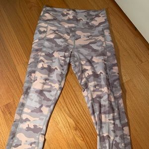 pink and gray camouflage print, small